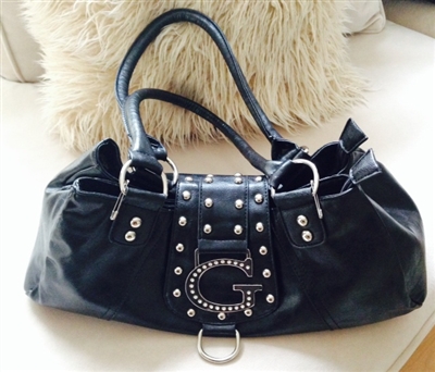 Black G Purse, $4.95 CAD | Online Consignment Store | Discount Shopping Canada